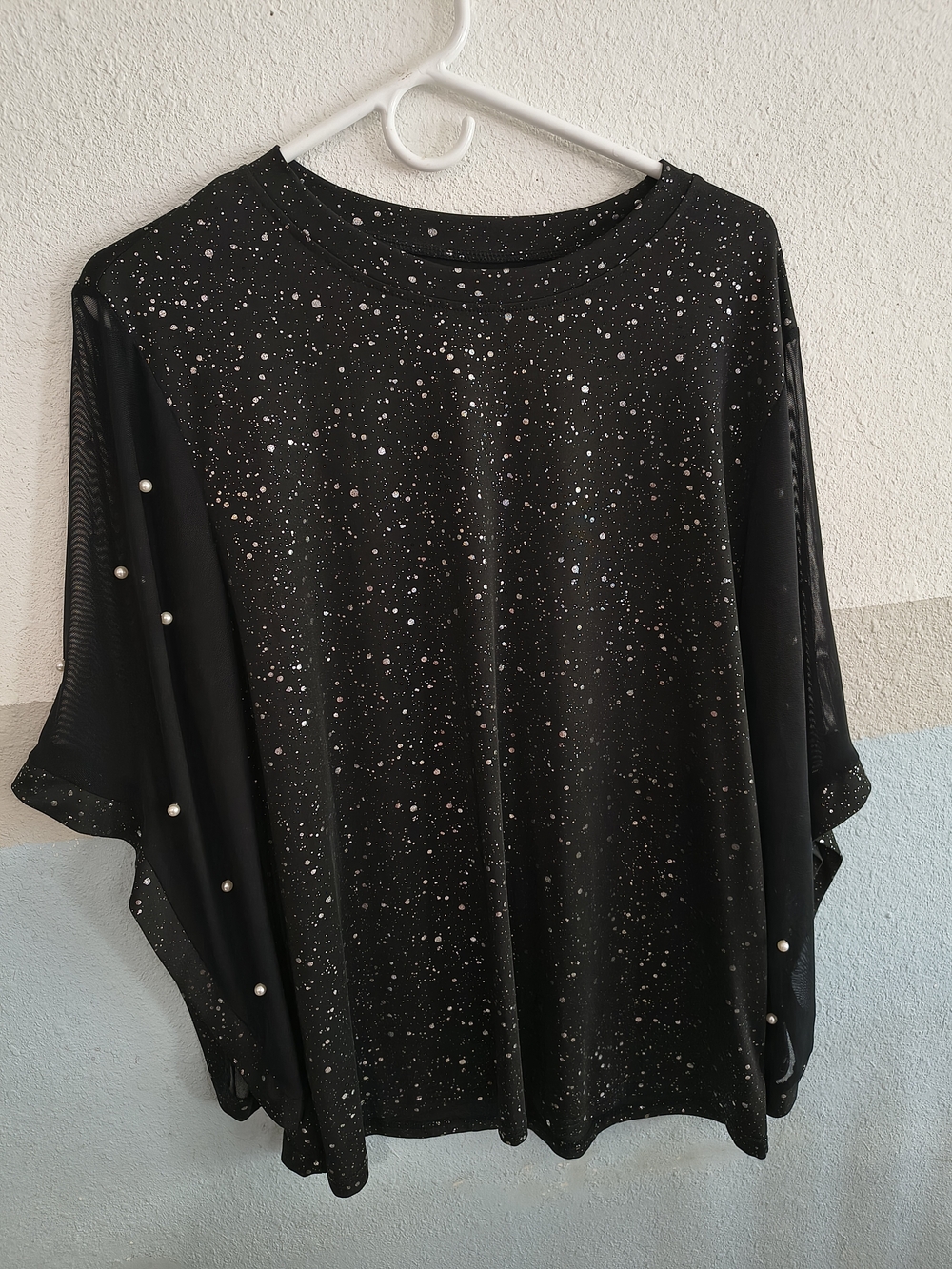 Black Sparkle Pearl-Accent Women's Top